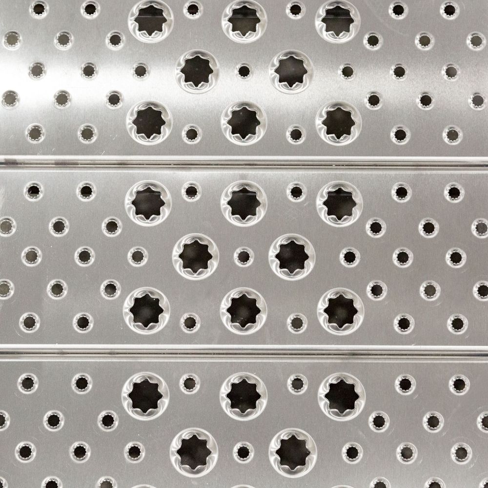 26" W Aluminum Punch Plate Walk Ramp, Hook End - 1,750 lb. Cap