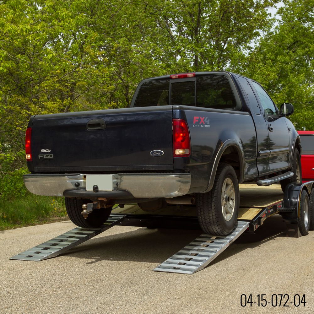 6' L X 15" W Aluminum Car Trailer Ramps, Hook End, Knife Foot - 4,000 lb. Per Axle