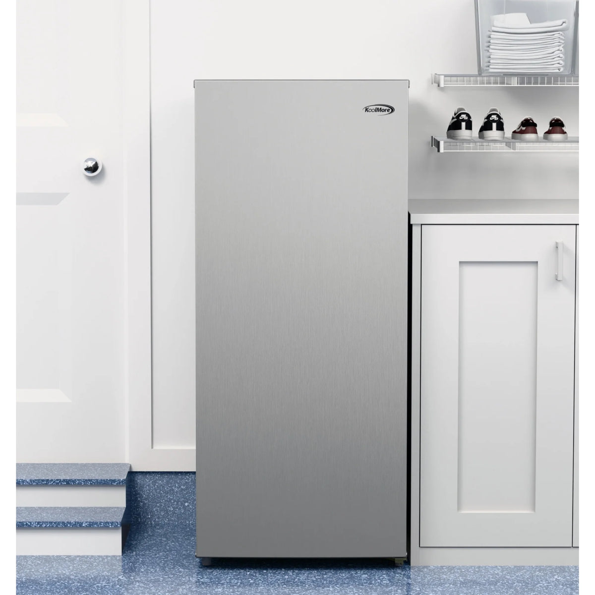 7 Cu. Ft. Garage Ready Convertible Upright Manual Defrost Freezer/Refrigerator in Stainless Steel