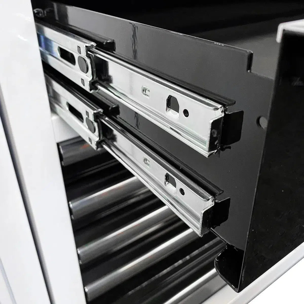 Boxo Tech Series | Loaded 41" 19-Drawer Rolling Tool Box | White