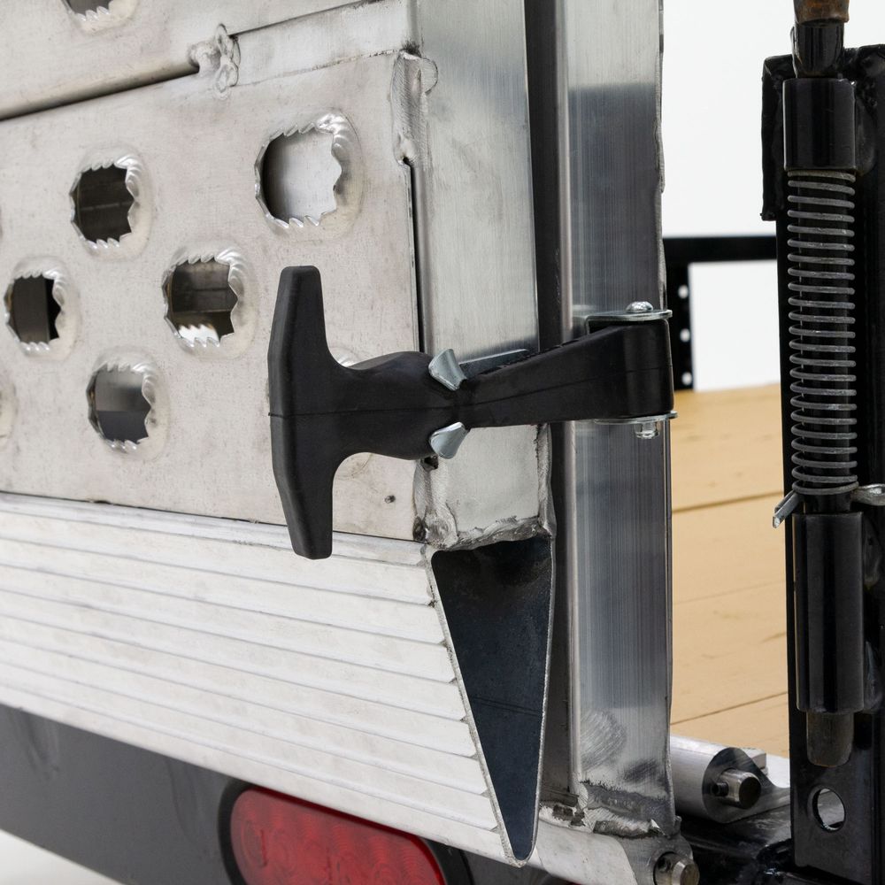 48" L Heavy-Duty Bi-Fold Landscaping Trailer Ramps