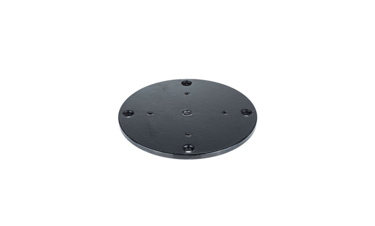 Ledge Lounger Cornhole Toss