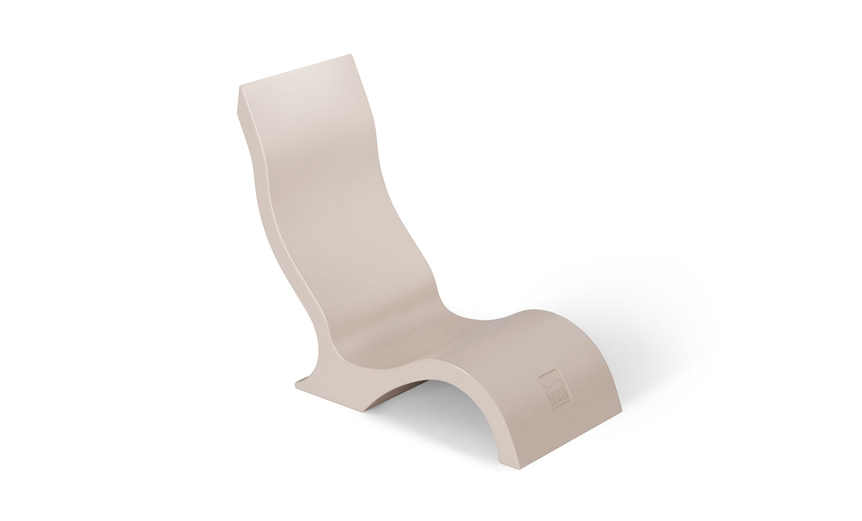 Ledge Lounger Signature Chair