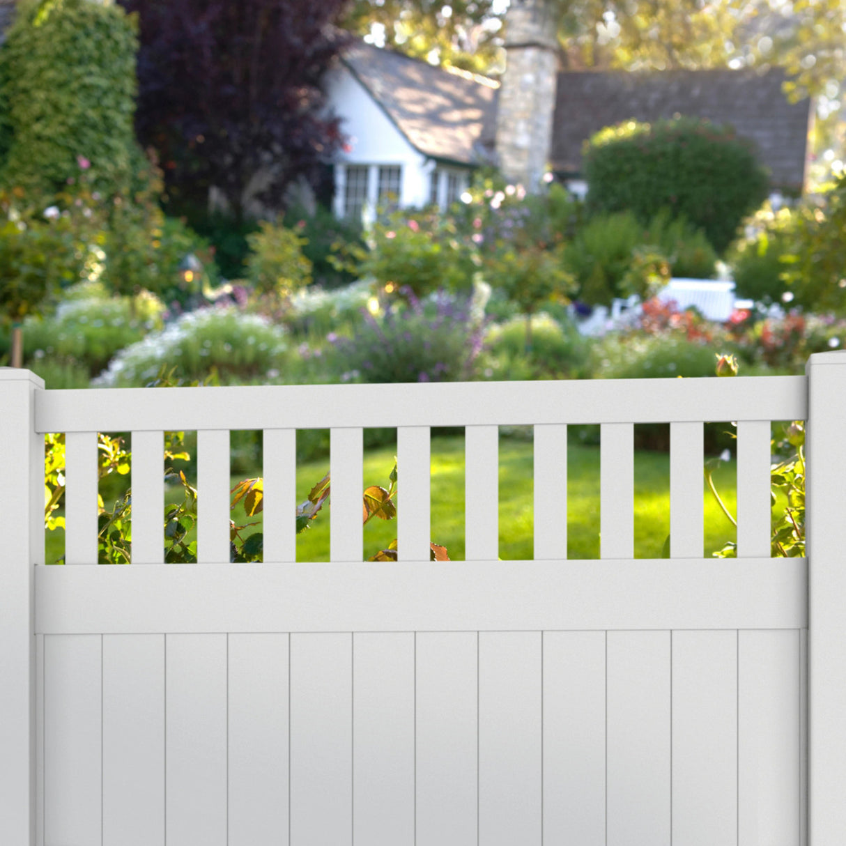Aleko 6’ x 4’ Vinyl Semi-Private Fence – White - Denver Series