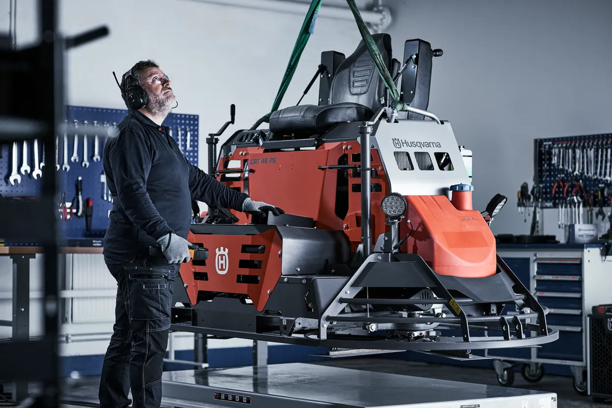 Husqvarna CRT48-57K Ride On Trowel