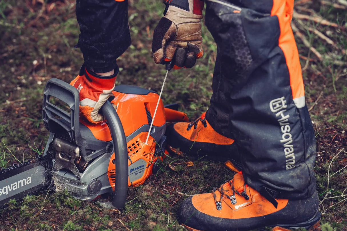 Husqvarna 564 XPG Fuel Injected Heated Handle Chainsaw