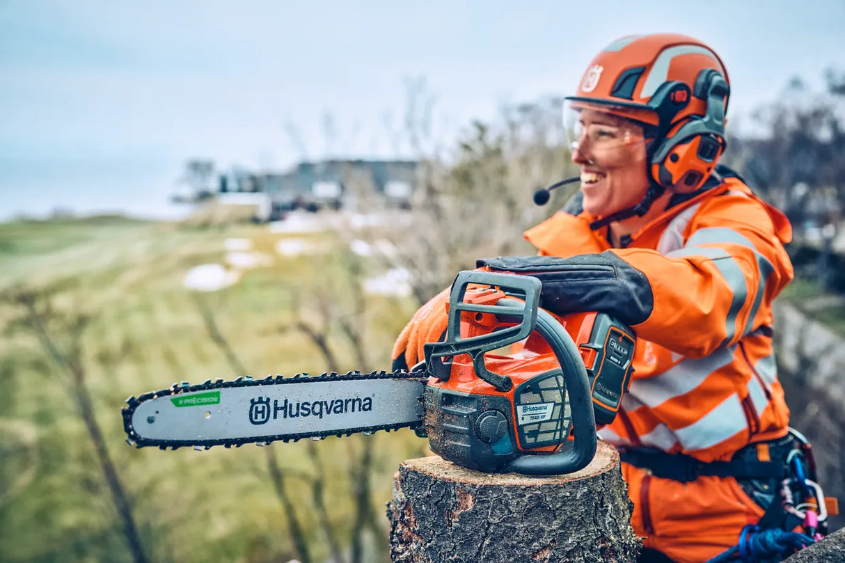 Husqvarna T542i XP® G Top-Handle Battery Chainsaw with Clutch