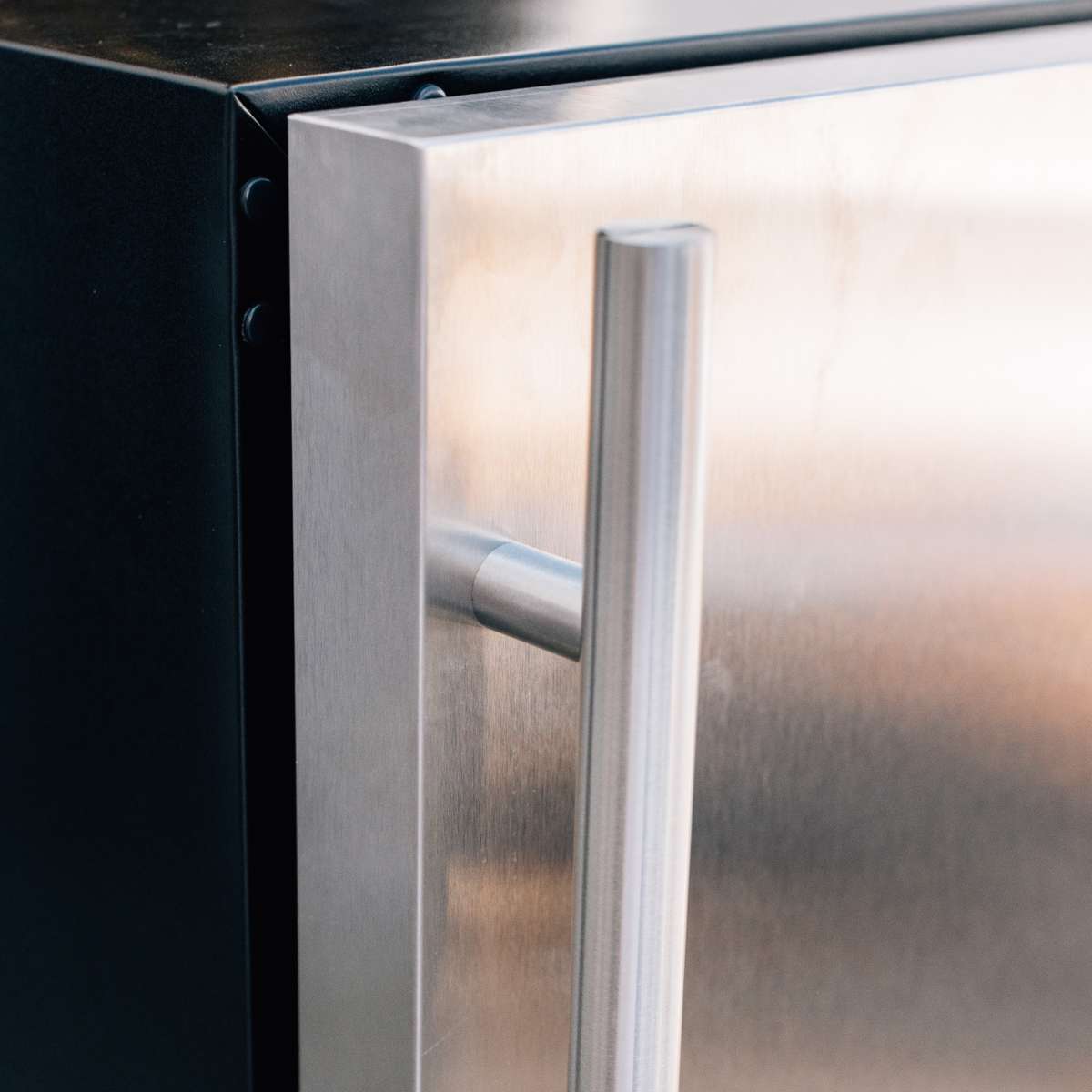 AMD 24" 5.1c Outdoor Rated Fridge - AMD-RFR-24S