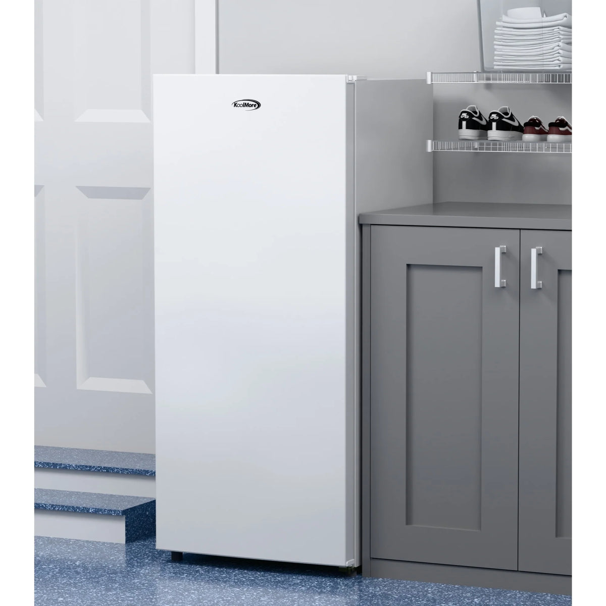 7 cu. ft. Convertible Garage Ready Upright Freezer/Refrigerator in White