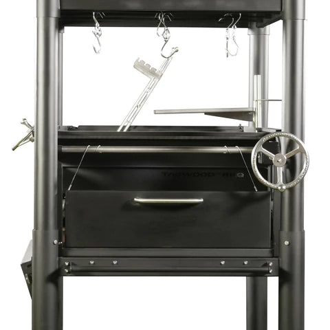 Santa Maria Stainless Steel Grill Tagwood BBQ12SI 360-degree grilling encounter
