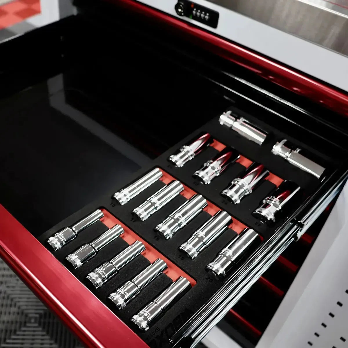 Boxo 16-Piece 1/2" Drive Metric 6-Point Deep Socket Set | 1/3 Drawer EVA Foam