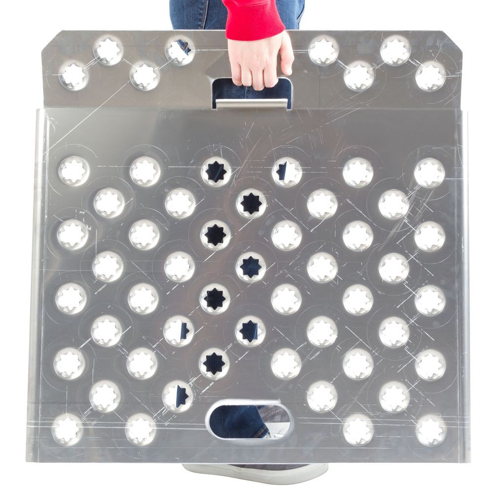 Aluminum Curb Ramp with Heavy-Duty Traction - 750 lb. Cap