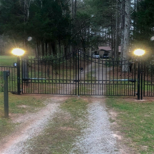 Aleko Steel Dual Swing Driveway Gate - MANHATTAN Style - 16 x 6 Feet