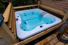 Canadian Spa  Co. Manitoba 4-Person 15-Jet Portable Hot Tub