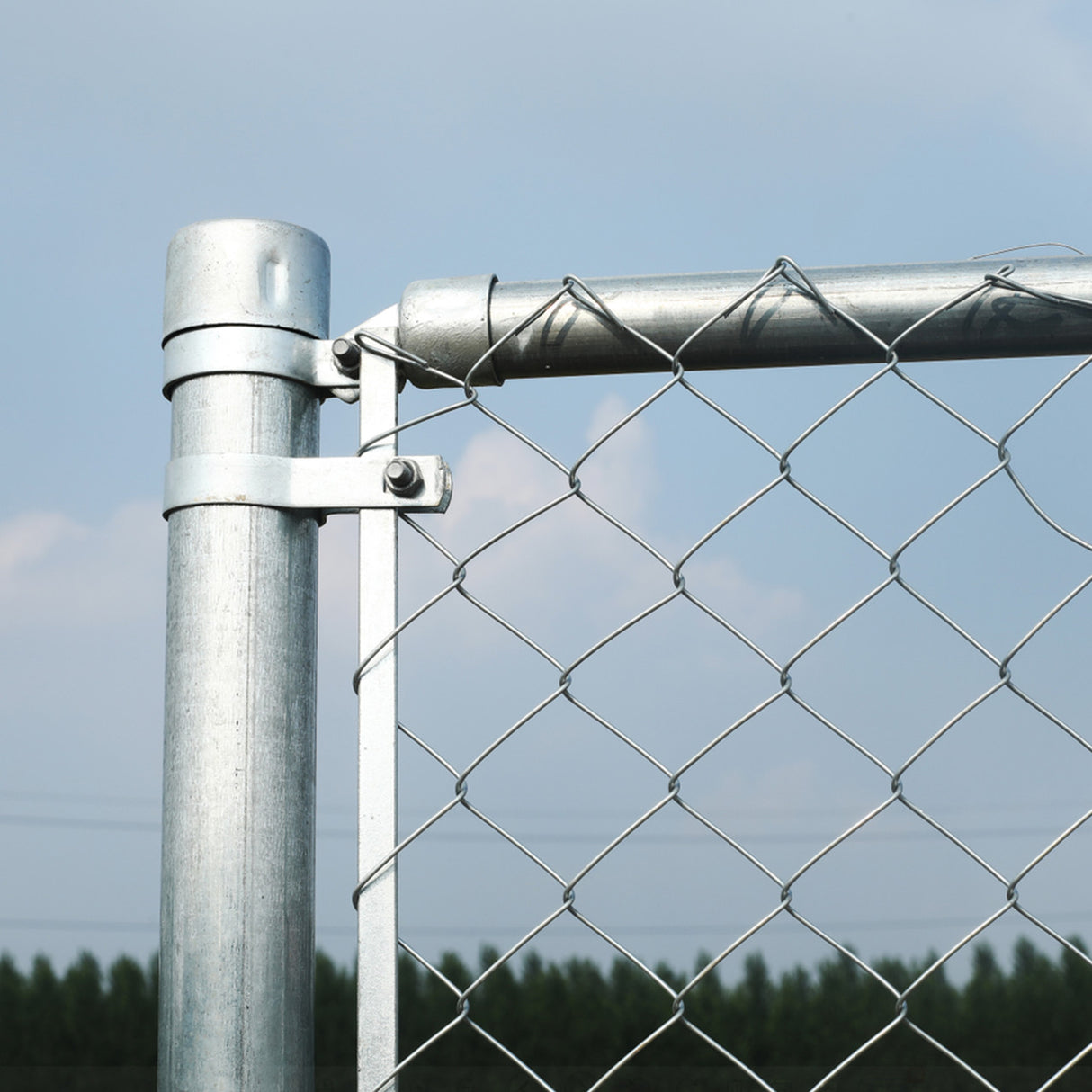 Aleko Galvanized Steel Chain Link Fence - Complete Kit - 4 x 50 Feet - 12.5 AW Gauge
