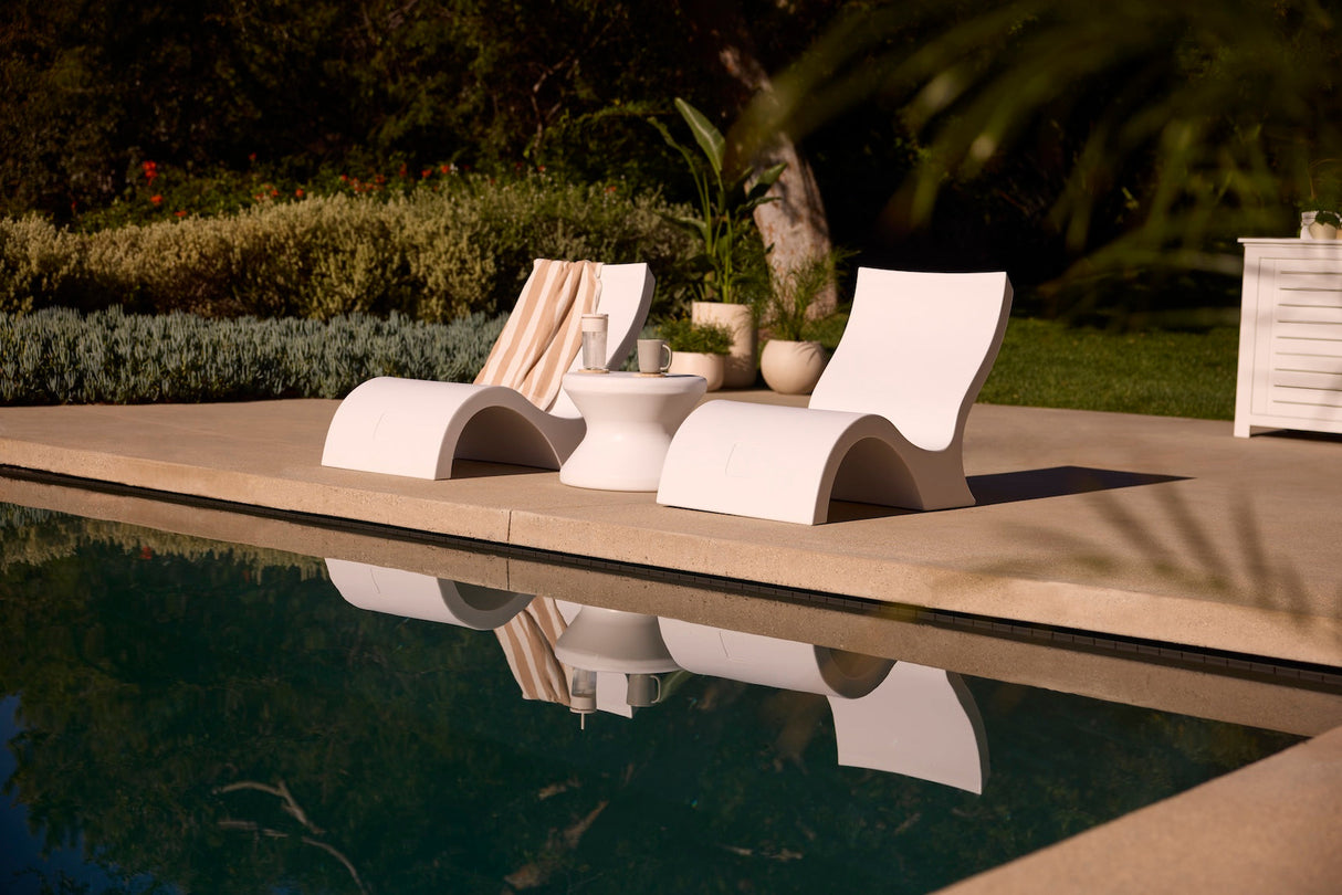 Ledge Lounger Signature Lowback Chair