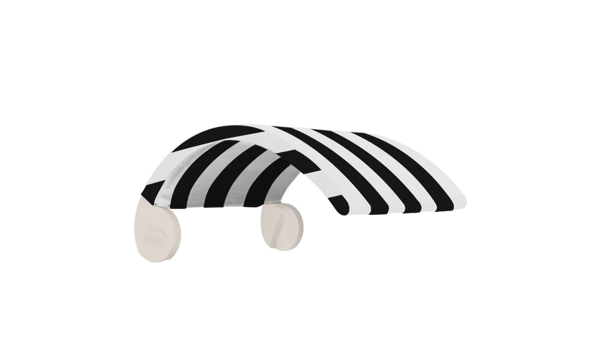 Ledge Lounger Signature Chair Shade
