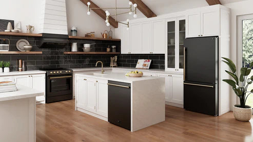 FORNO Espresso Milano 31" 17.2 cu. ft. Right Swing Refrigerator and Bottom Freezer in Black with Antique Brass Handles, FFFFD1785-31BLK
