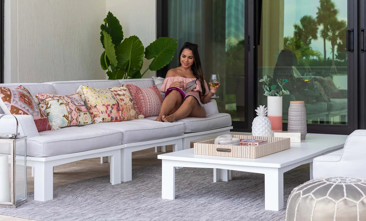 Ledge Lounger Mainstay Sectional Right Armchairs