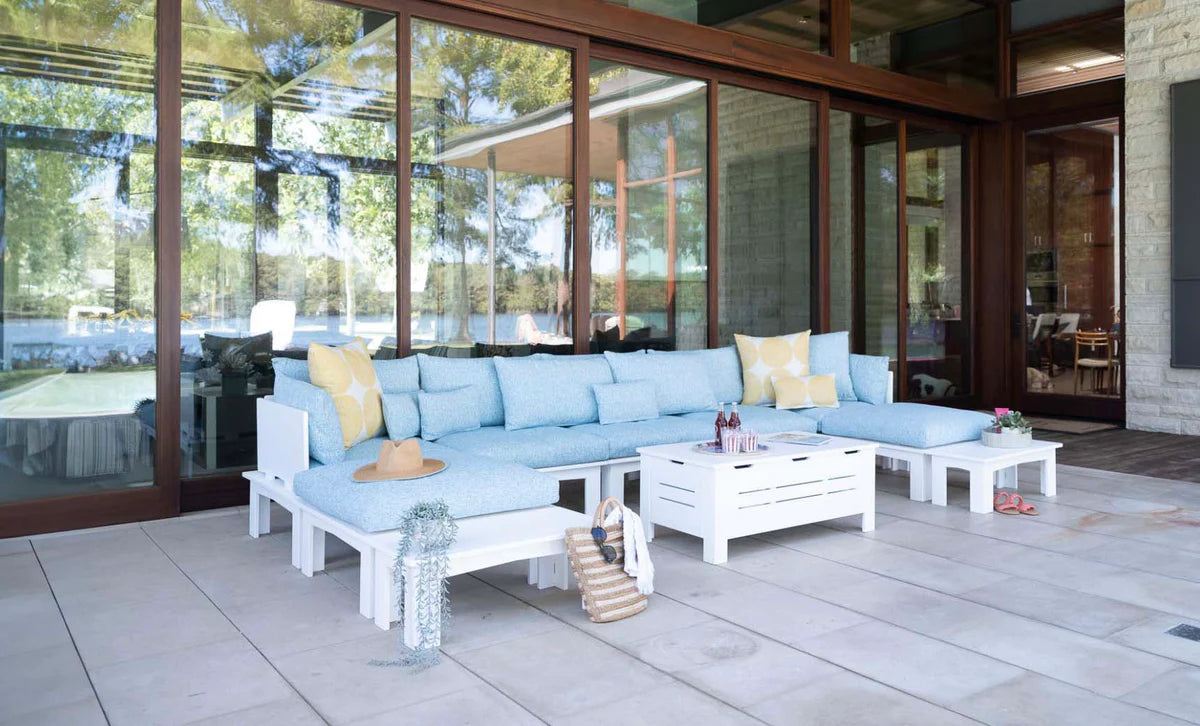 Ledge Lounger Mainstay Sectional Relaxed Left Corners