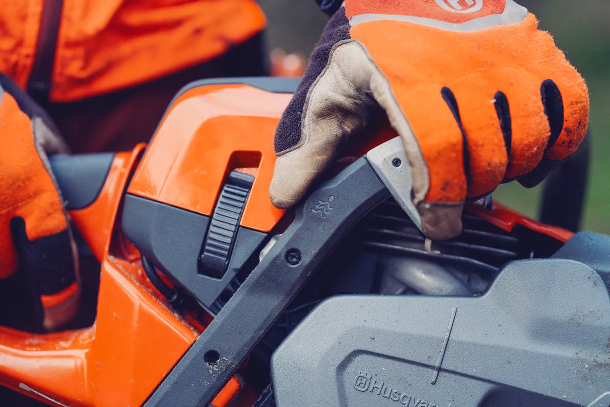 Husqvarna 564 XPG Fuel Injected Heated Handle Chainsaw