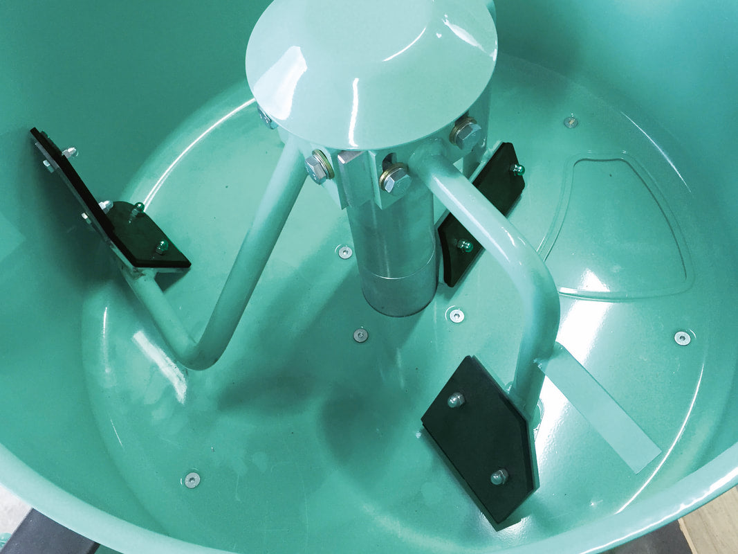 Imer 120 Mortar Mixer with Standard Grate