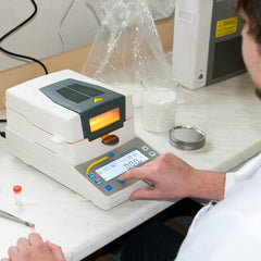 PCE MA 110 Halogen Moisture Analyzer