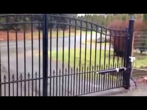 Aleko Automated Steel Dual Swing Driveway Gate and Gate Opener Complete Kit – LONDON Style – 12 x 6 Feet - ETL Listed