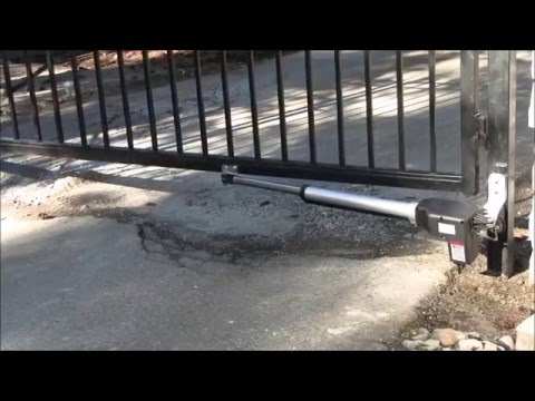 Aleko Single Swing Gate Operator - AS600 AC/DC - Starter Kit