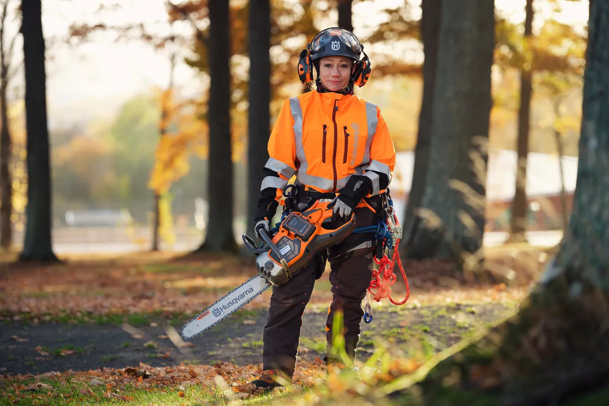 Husqvarna 550i XP® Chainsaw Kit
